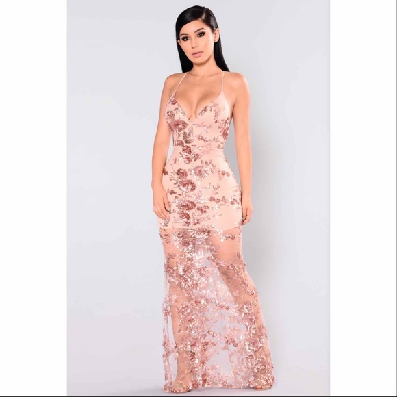 Fashion Nova Dresses & Skirts - Fashion Nova Honor Sequin Dress